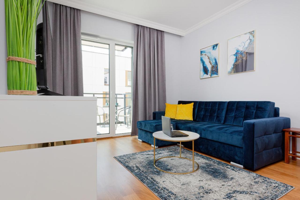 Apartament Dom Przy Okrzei By Renters Prestige Warsaw Exterior photo