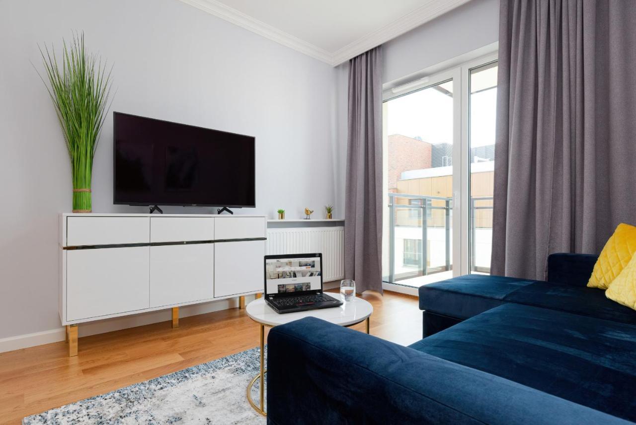 Apartament Dom Przy Okrzei By Renters Prestige Warsaw Exterior photo